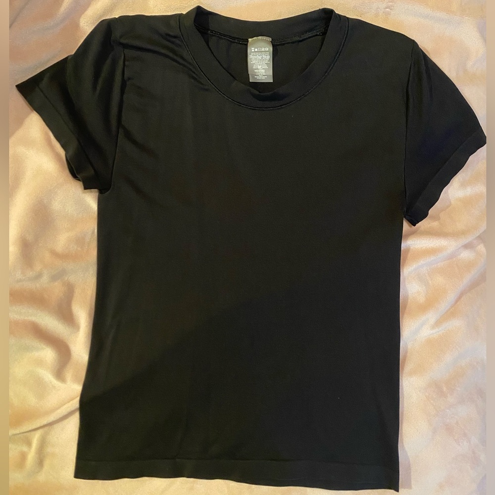 ARITZIA X SUNDAY BEST Short sleeve